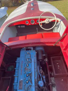 1947 Chris Craft 19 foot Red & White Racer Boat — thumbnail 5