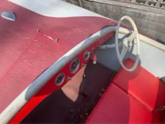 1947 Chris Craft 19 foot Red & White Racer Boat — thumbnail 2