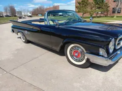1961 300G Chrysler Convertible — thumbnail 4