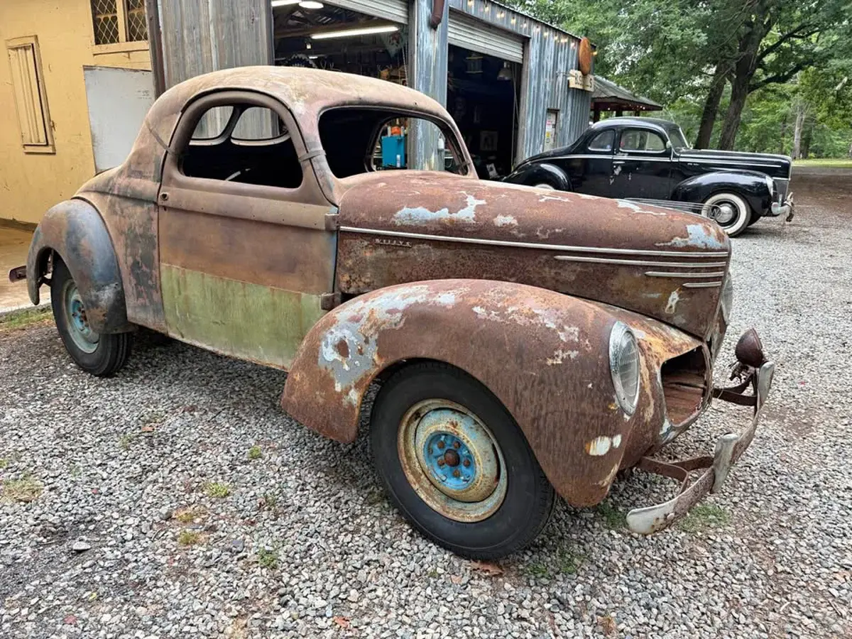 1940 Willys Coupe Deluxe — photo 1
