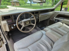 1982 Lincoln Continental Mark VI Signature Series — thumbnail 1