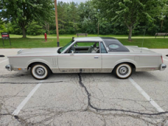 1982 Lincoln Continental Mark VI Signature Series — thumbnail 2