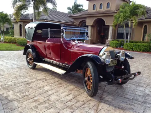 1920 Locomobile Cape Top Touring