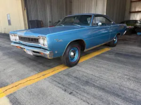 1968 Plymouth Sport Sattelite Buckets and Console