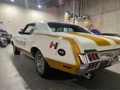 1972 Oldsmobile Hurst Olds Pace car — thumbnail 5