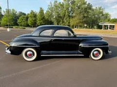 1942 DeSoto Coupe  — thumbnail 2