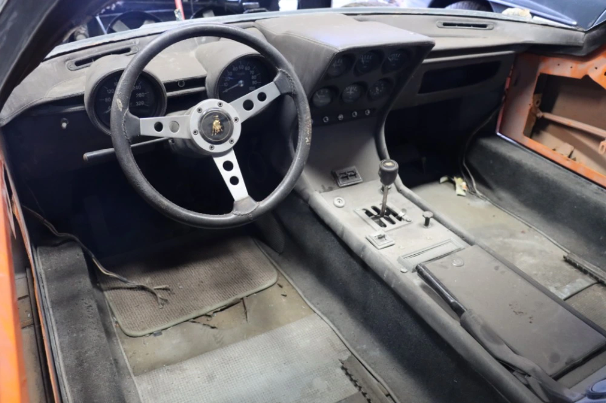 1970 Lamborghini Miura P400 Project — photo 1