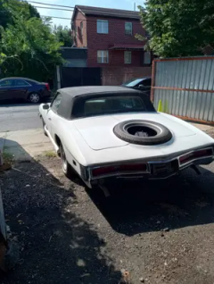 1972 Stutz Blackhawk — thumbnail 8