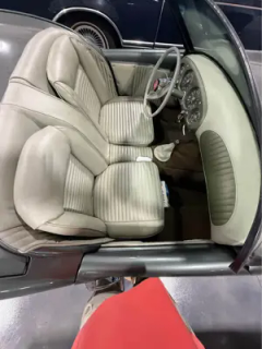 1954 Kaiser Darrin — thumbnail 4