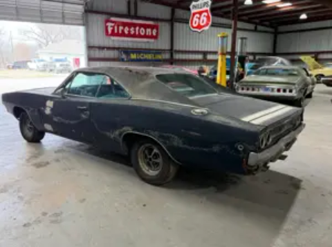 1968 Dodge Charger RT 440 Four Speed