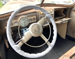 1942 Pontiac Torpedo 8 Streamliner — thumbnail 3