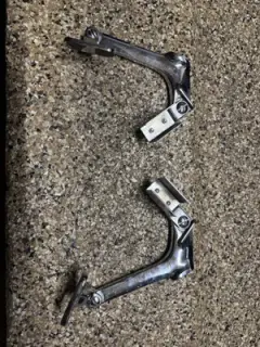 Duesenberg Rear Seat Foot Rest Brackets — thumbnail 2