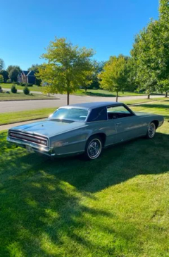1967 Ford Thunderbird Apollo Special Edition — thumbnail 4