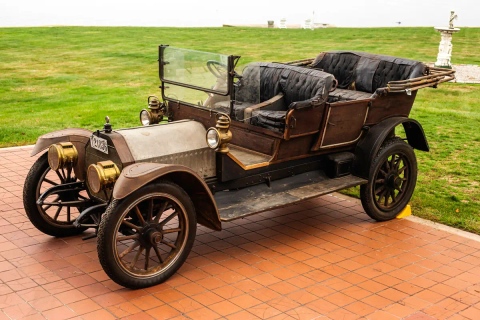 1909 Locomobile Model 30 Touring