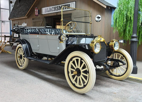 1913 Model KT, 5-passenger Touring - National Auto Museum Reno