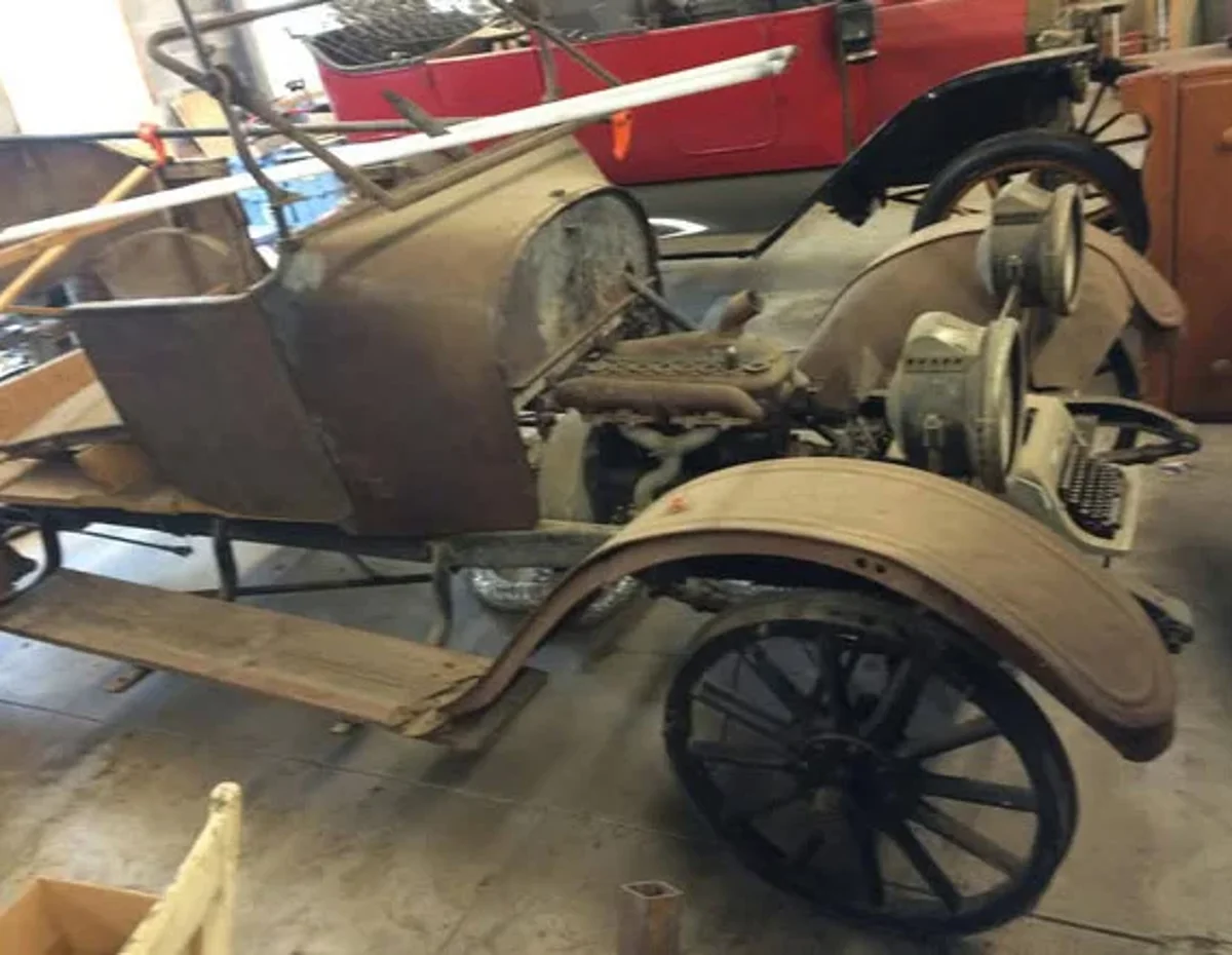 1914 Model KT, 5-passenger Touring - George & Theresa Cole