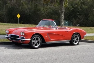 Guy 1962 Corvette